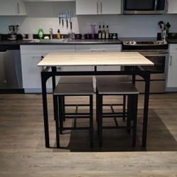 Dining Table And 4 Stools