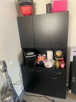 Kitchen shelves