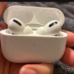 Apple AirPods Pro Earbuds 