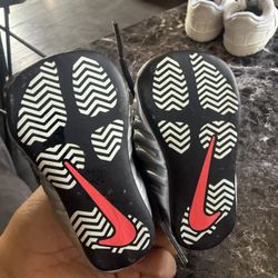 Nikey Infant Shoes Size 1