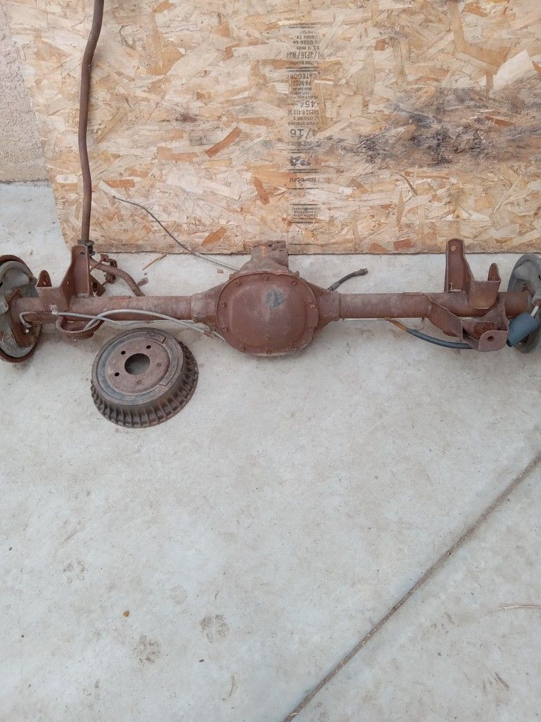 Chevy Rear Axle for Sale in Perris, CA - OfferUp