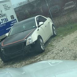Cadillac CTS 08 Wrecked 