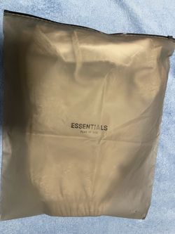 Essentials fear of god,color  dark oatmeal and size XXS