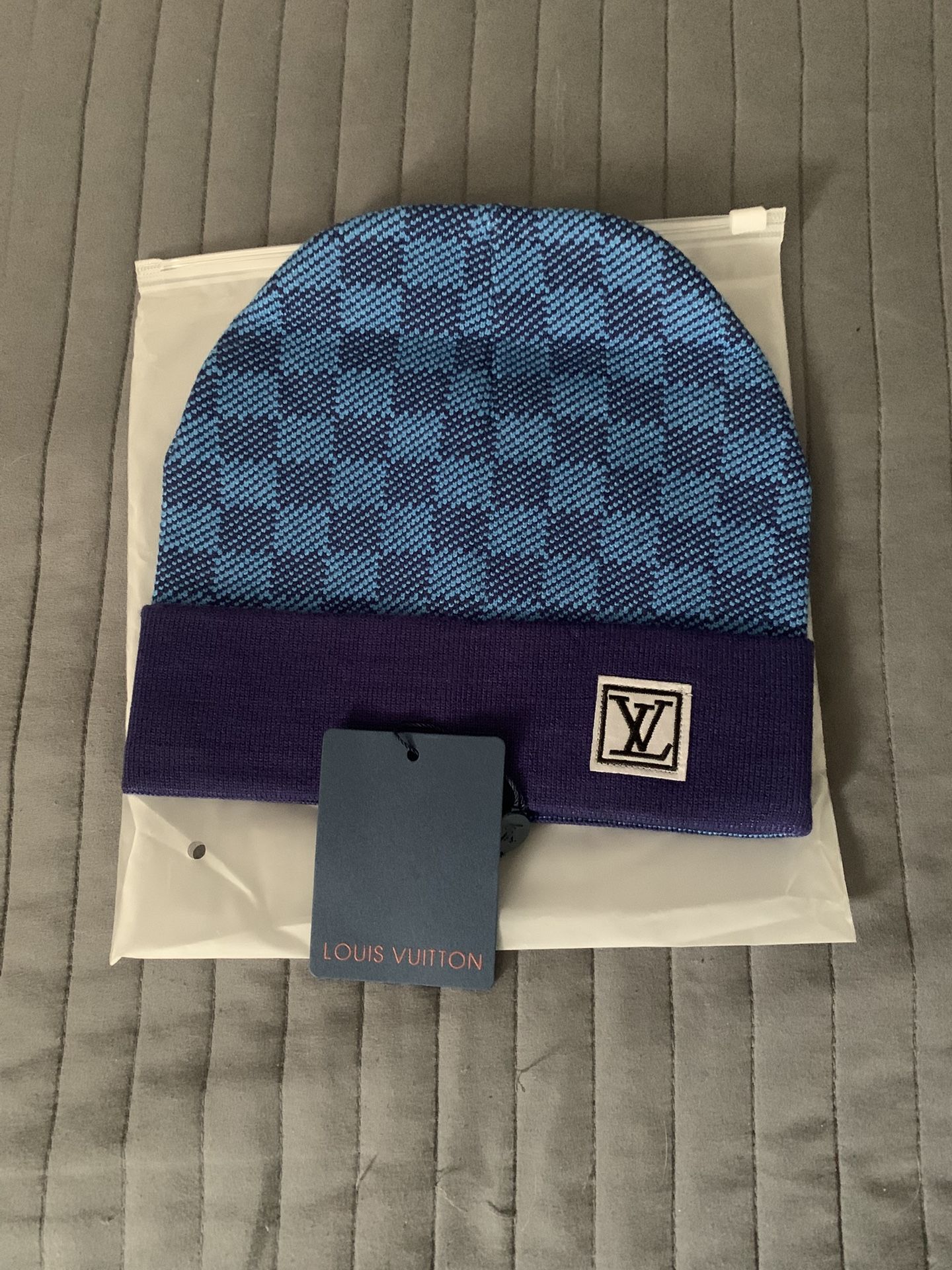 LV beanie (Louis Vuitton)