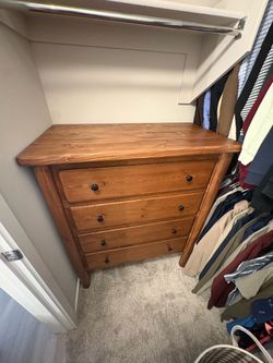 Solid Wood 4-Drawer Dresser