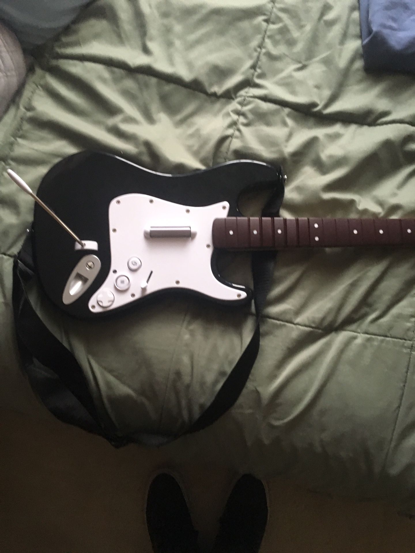 Rockband 4 for Xbox one Drums and Guitar
