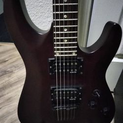 Schecter Omen-6 Diamond Guitar & Amp