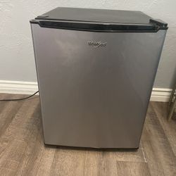 Mini Fridge Like NEW!