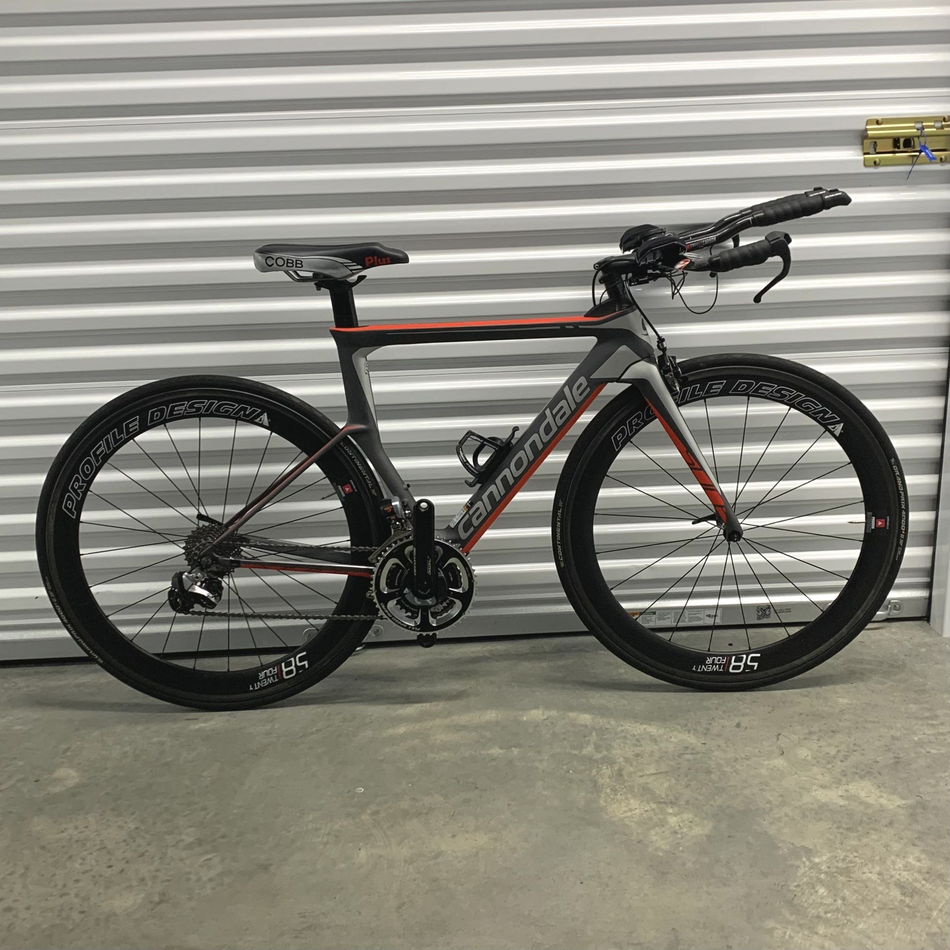 Cannondale Slice Dura-Ace Di2 – Full Carbon TT/Tri Bike – Upgraded Wheels – Excellent Condition