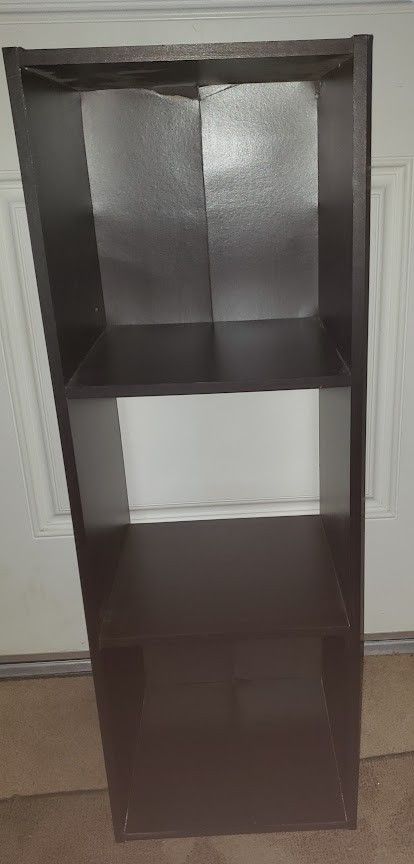 3-Tier Brown Wood Bookshelf/Plant Display Shelf
