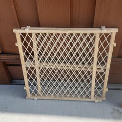 Baby / Pet Gate