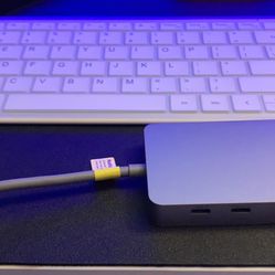 MacBook Pro Extra Docking