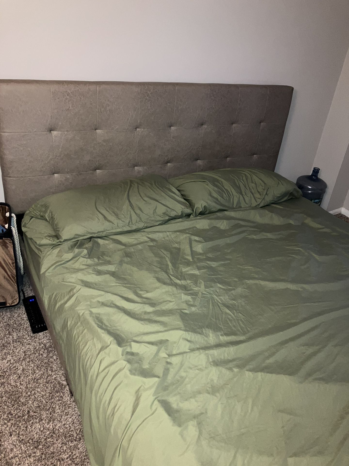 King size bed Frame And Mattress