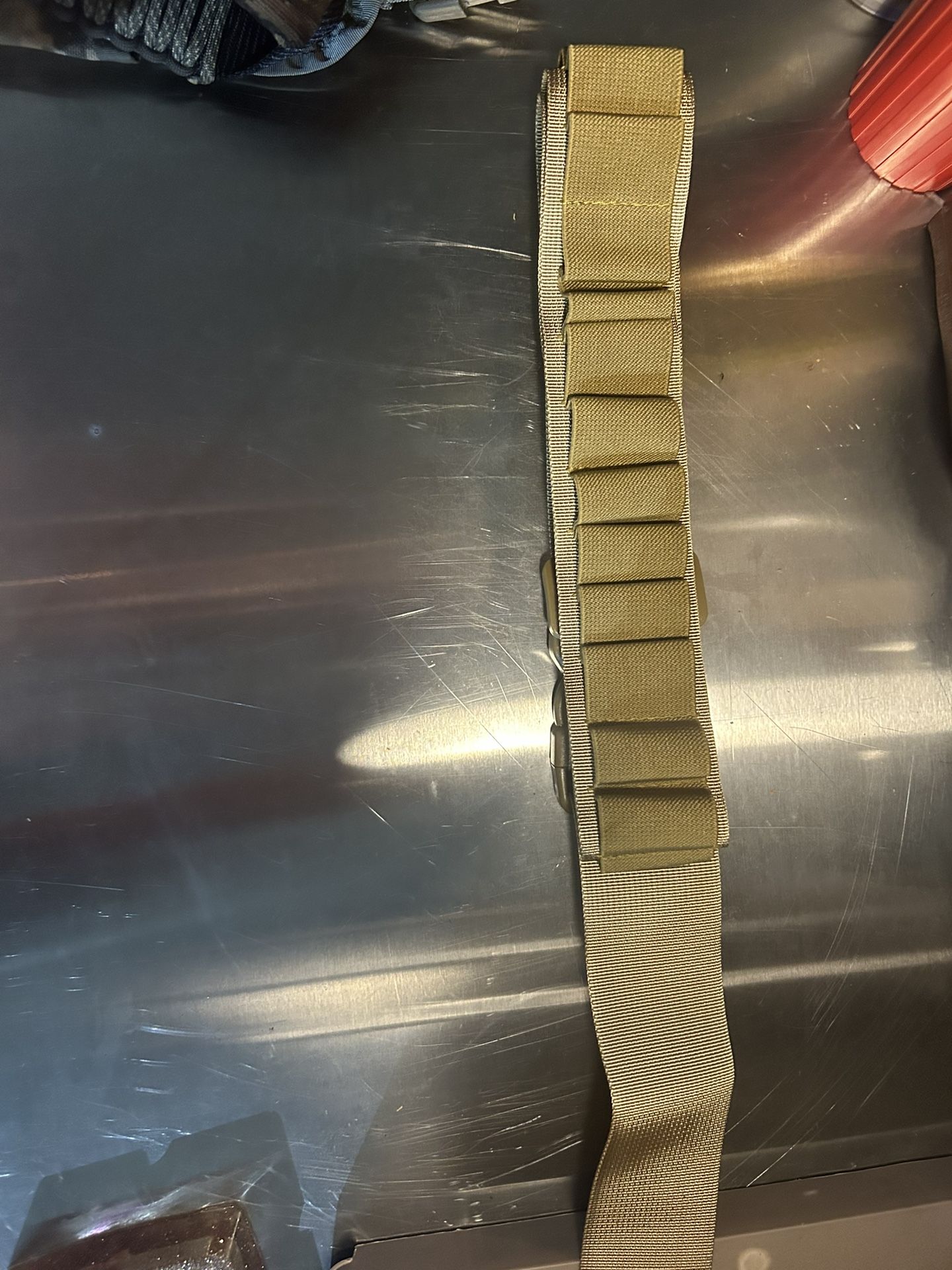 Shell Holder Tan