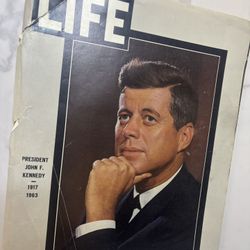 Time Magazine JFK Issue. Lots Of Pictures In This Issue 