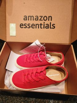 Amazon essential shoes-size 5