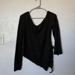 SHEIN Women’s Black Bell Sleeves Asymmetrical Ribbed Top Size 1X New With Tags 