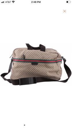 Gucci canvas sports bag