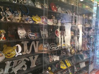 Metal belt buckles all different prices