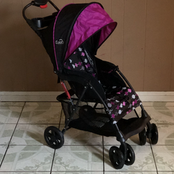 KOLCRAFT UMBRELLA LIGHT WEIGHT STROLLER !!!!!