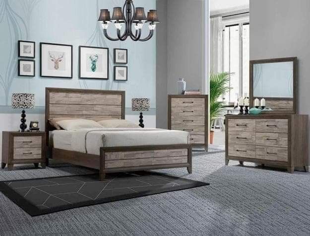 New Queen size bed (mattresses sold separately) * Cama nueva Queen - colchon aparte.