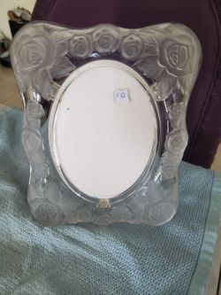 Heavy glass with flowers picture frame