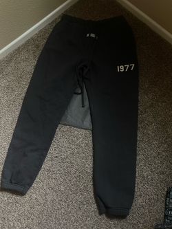 Essential sweats size L