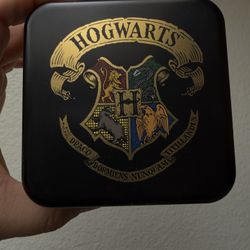 Selling this limited edition Gryffindor Fossil Watch.