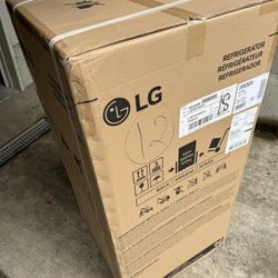 New LG Compact Refrigerator LRONC0605V - Unopened In original Box