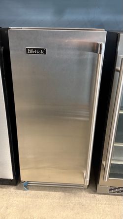 Perlick Signature Series 2.8 Cu. Ft. Stainless Steel Under the Counter Refrigerator