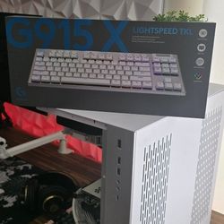 Logitech G915 X Lightspeed TKL