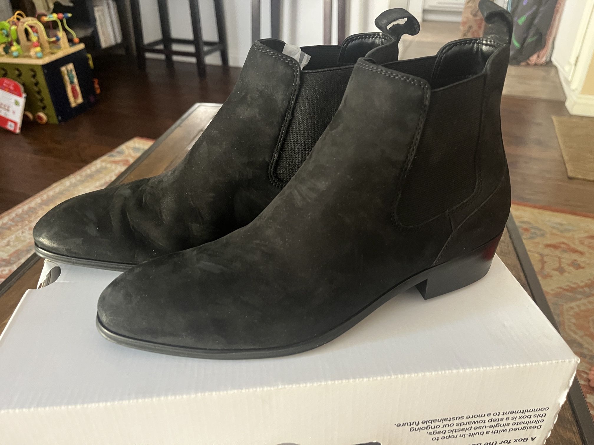 ALDO Chelsea Boots