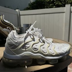 Nike Vapormax Plus White