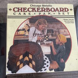 Baking set for checkerboard cake