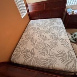 bed and mattras and drower