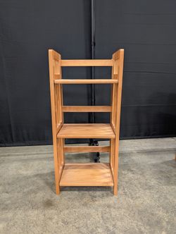 Light Wood Mission Style Three-Shelf Bookcase