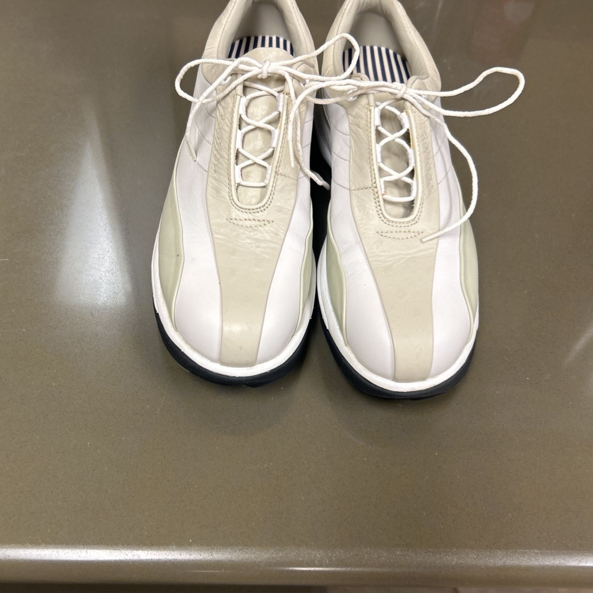 Ladies Footjoy, golf shoes size 8