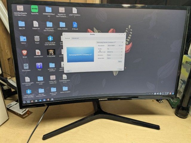 Samsung 27-inch S3 (S39GD) FHD 100Hz Curved Monitor