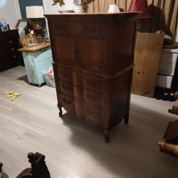 Dresser Highboy