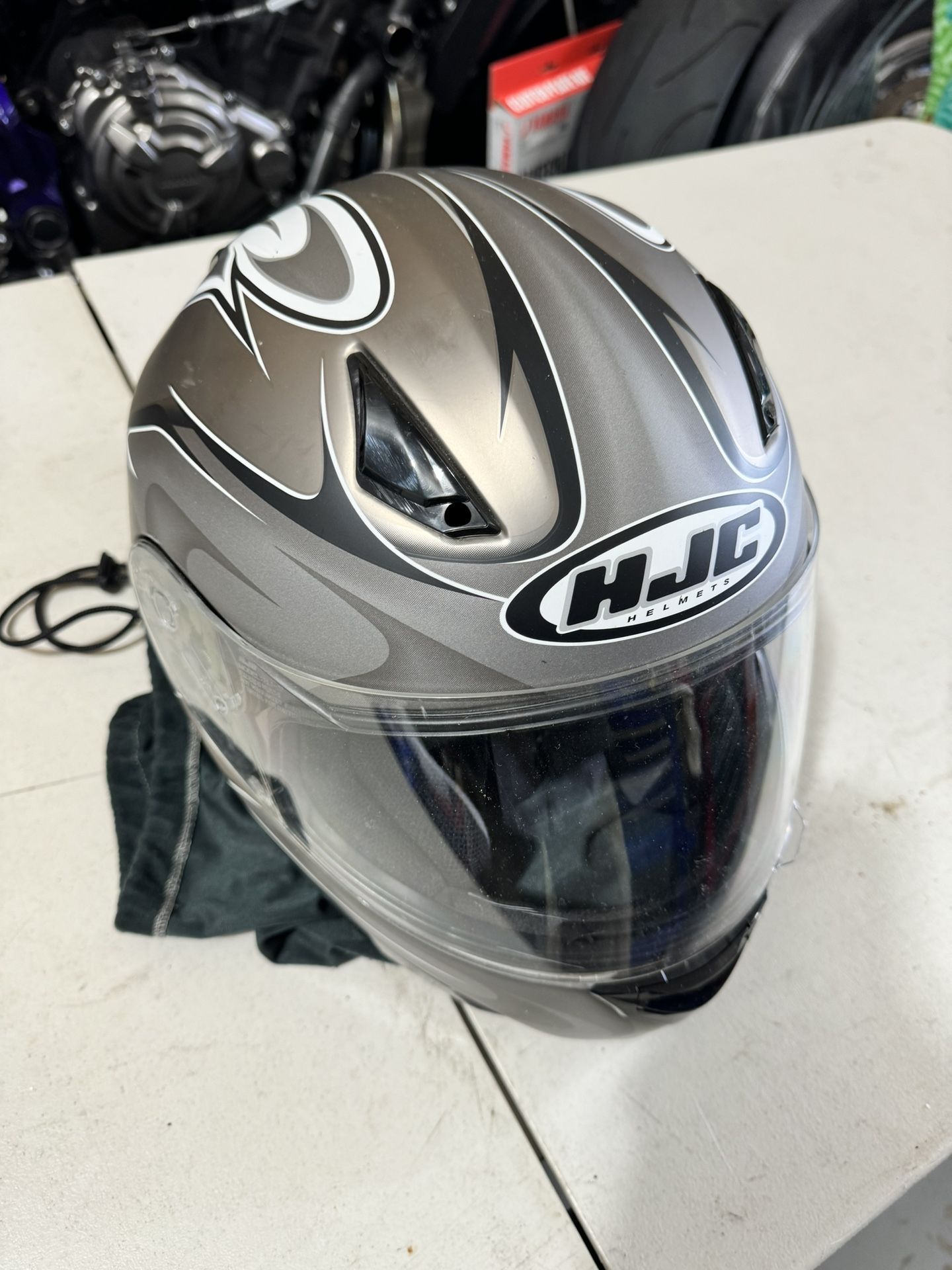 HJC AC-12 Helmet XL