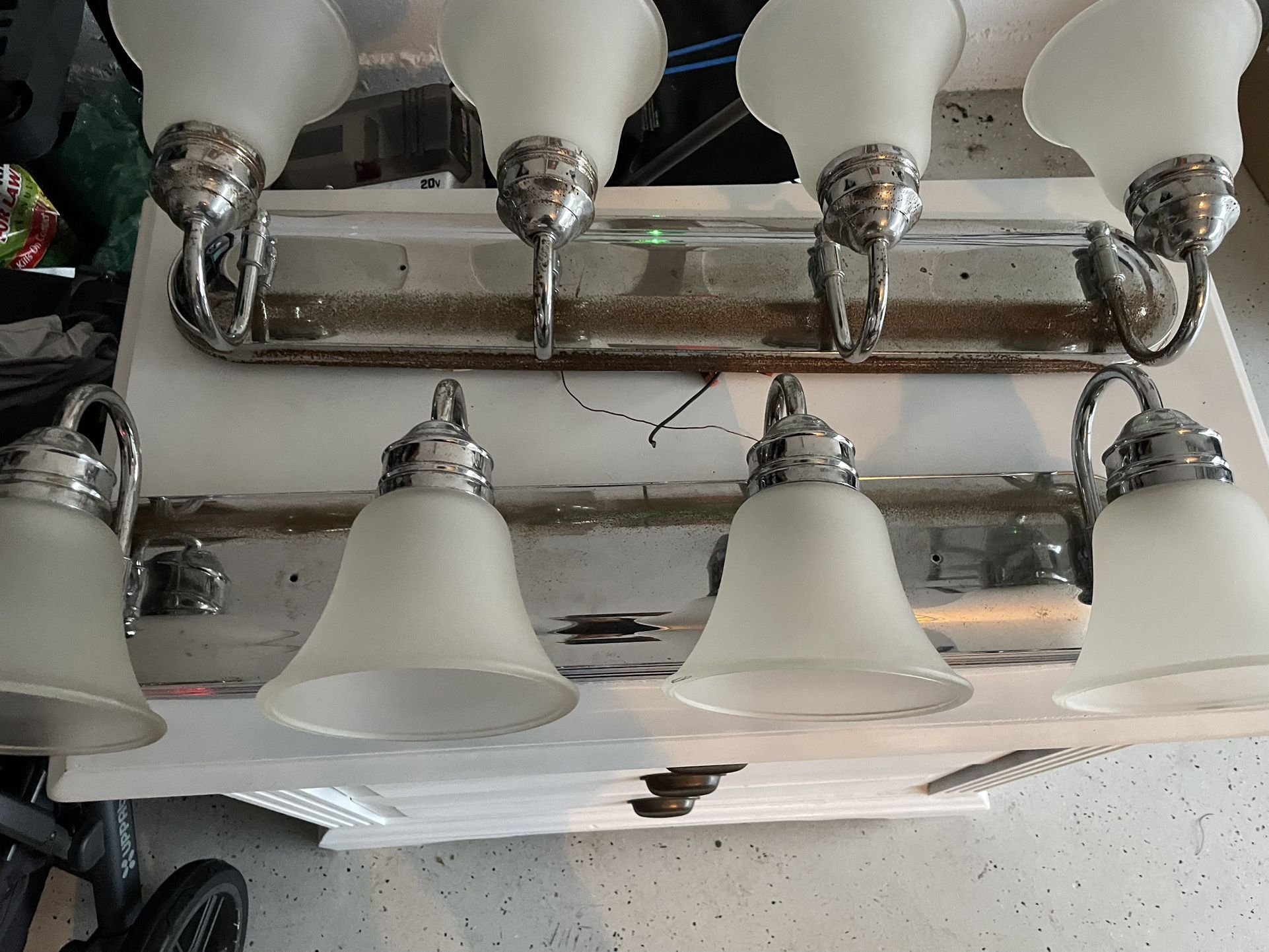 4 Light Bathroom Fixture