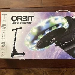 Jetson Kids Kick Scooter - LED Lights, Foldable, Black - Brand New
