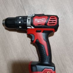 Milwaukee Hammer Drill 