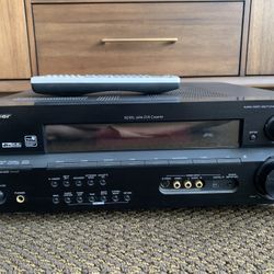 Pioneer Receiver with Remote