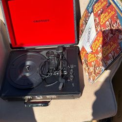 Record Player Crowley 