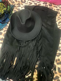 Women’s cowgirl outfit