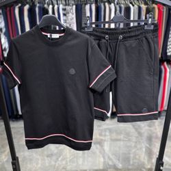 MONCLER T SHIRT AND SHORT
