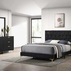 Kendall Black & Gold 4pc Queen Bedroom Set

