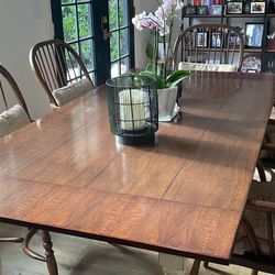 6-10 People Antique Dining Room Table And Chairs 
