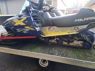 Polaris 700 snowmobile for parts